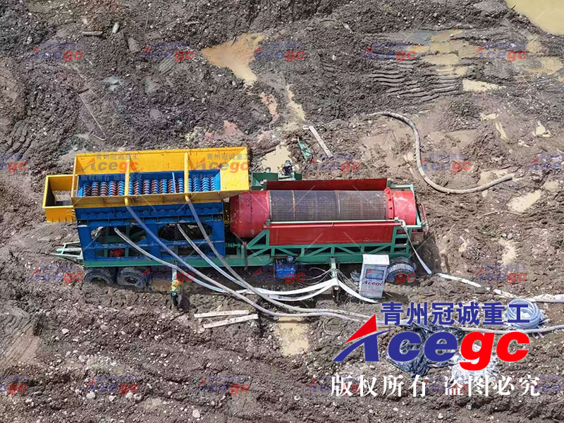 移動式滾筒篩洗砂機(jī)在哥倫比